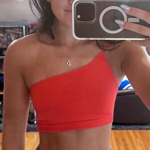 Ribbed Red One-Shoulder Cropped Tank Top Small